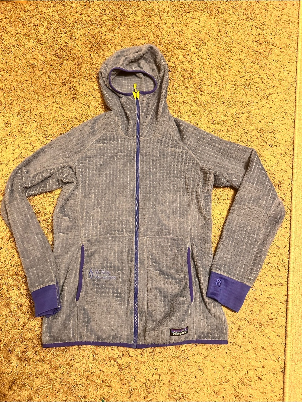 Patagonia R3 Reversible Hoody - Picture 5 of 12